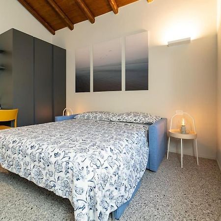 Moderno Appartamento A 200 Metri Dal Duomo Como Exterior foto